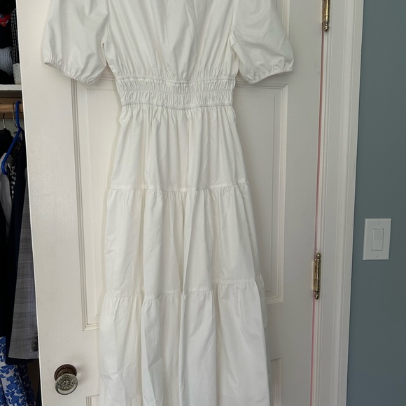 Moon River White Puff Sleeve Tiered Maxi Dress - Picture 3 of 4